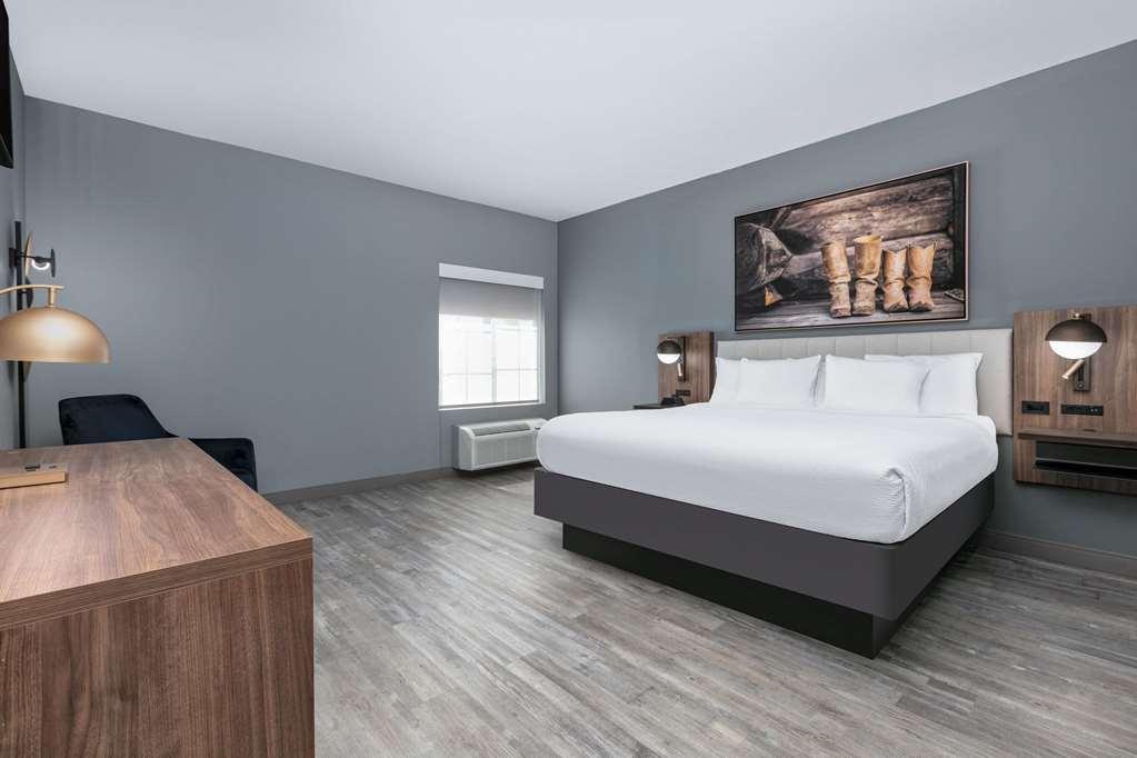 La Quinta By Wyndham Decatur Hotel Room photo